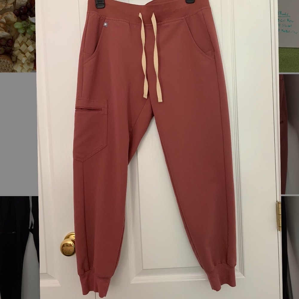 Figs Zamora Scrub Joggers